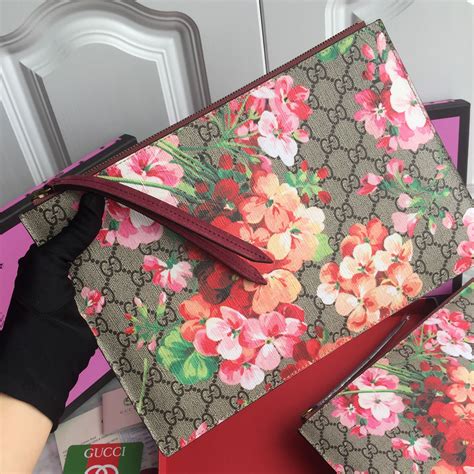 cheap gucciclutch|gucci clutch handbags.